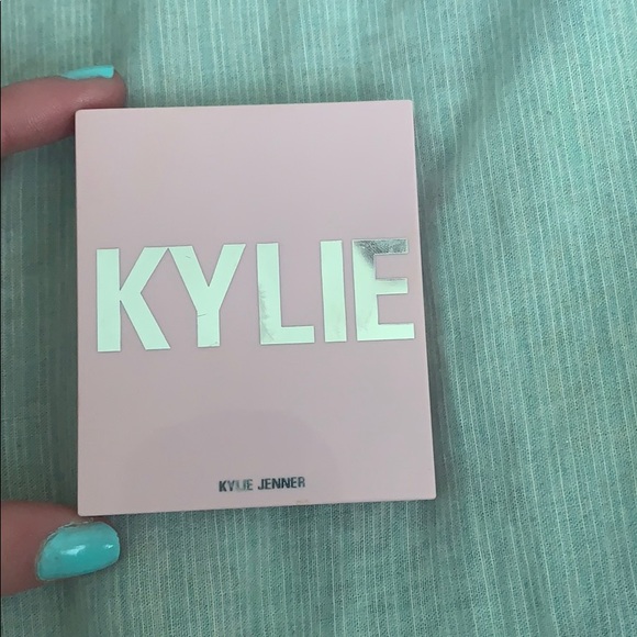KYLIE BLUSH
